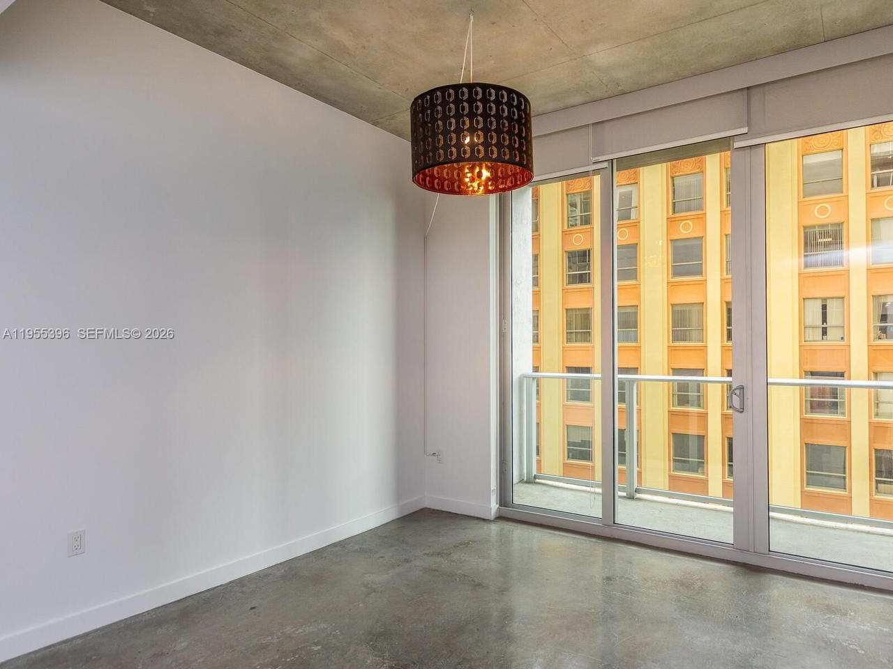 Real estate property located at 151 1st St #805, Miami-dade, Centro Condo, Miami, FL