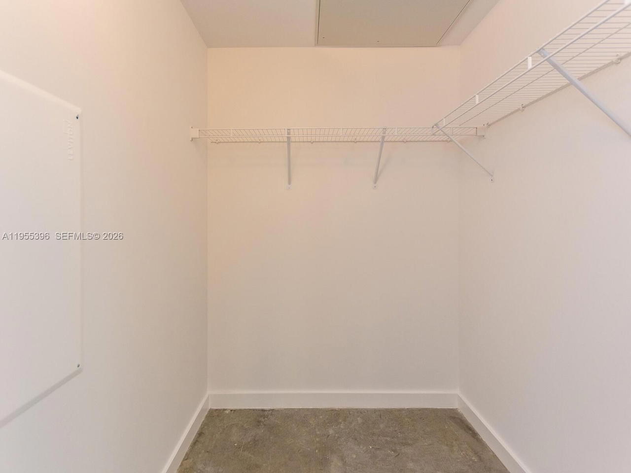 Real estate property located at 151 1st St #805, Miami-dade, Centro Condo, Miami, FL