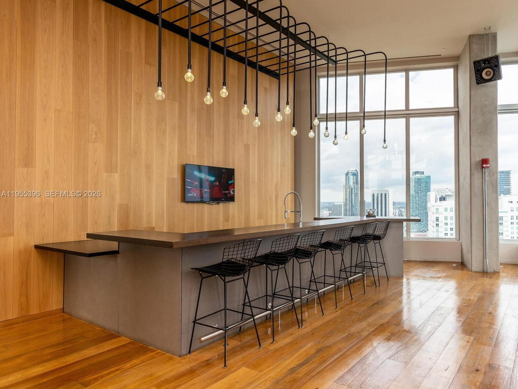 Real estate property located at 151 1st St #805, Miami-dade, Centro Condo, Miami, FL