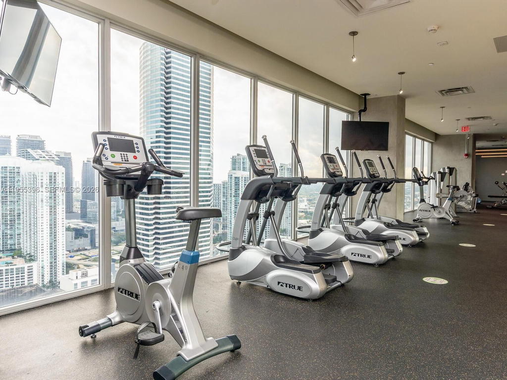 Real estate property located at 151 1st St #805, Miami-dade, Centro Condo, Miami, FL