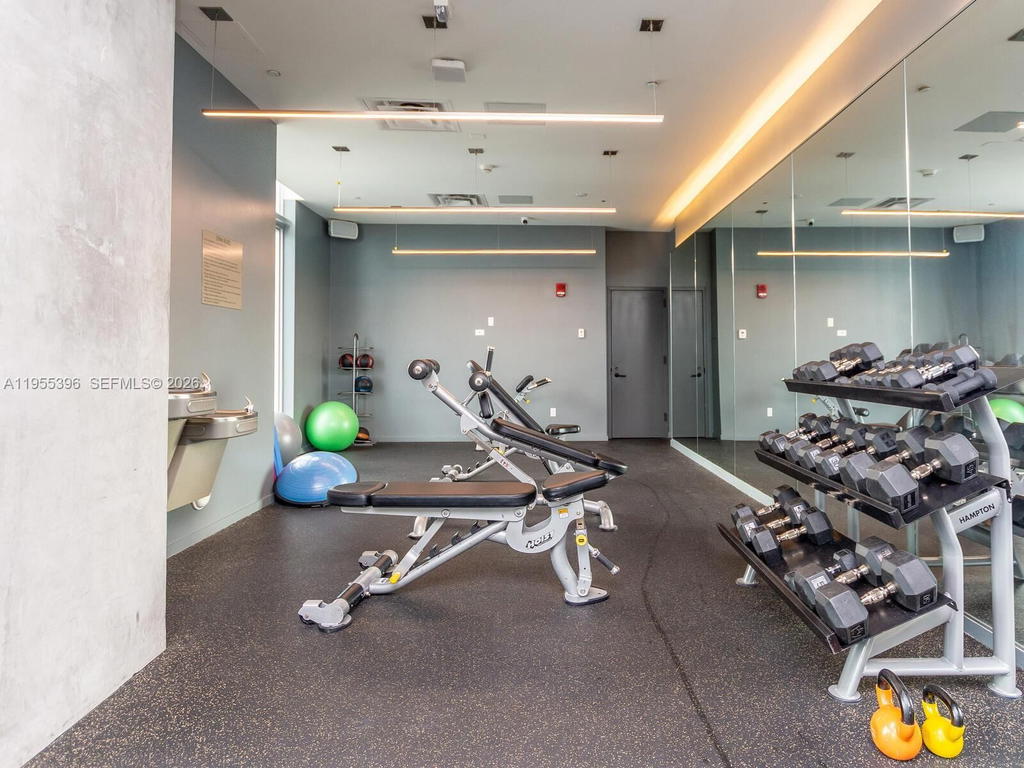 Real estate property located at 151 1st St #805, Miami-dade, Centro Condo, Miami, FL