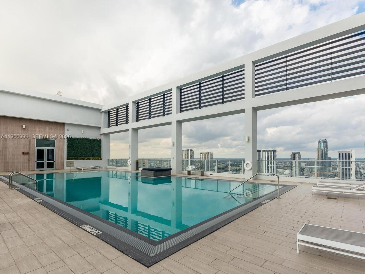 Real estate property located at 151 1st St #805, Miami-dade, Centro Condo, Miami, FL