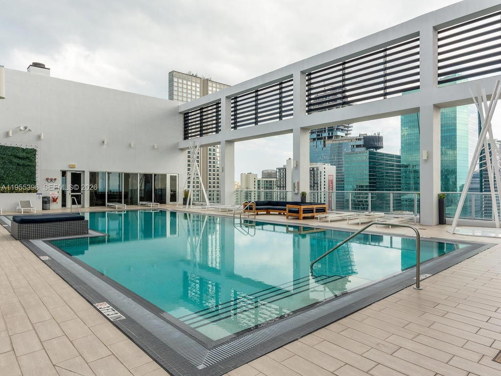 Real estate property located at 151 1st St #805, Miami-dade, Centro Condo, Miami, FL