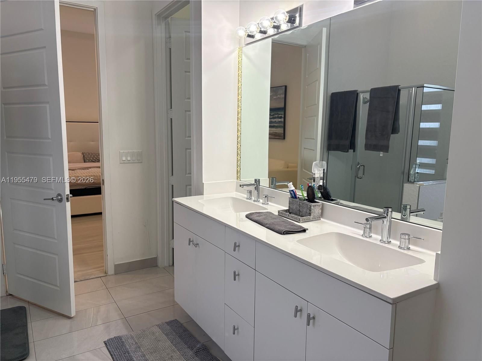 Real estate property located at 15062 177th Ter, Miami-dade, Venetian Parc, Miami, FL
