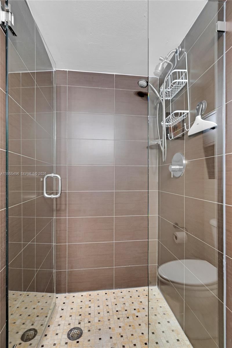 Real estate property located at 2301 Collins Ave #1006, Miami-dade, Roney Palace Condo, Miami Beach, FL