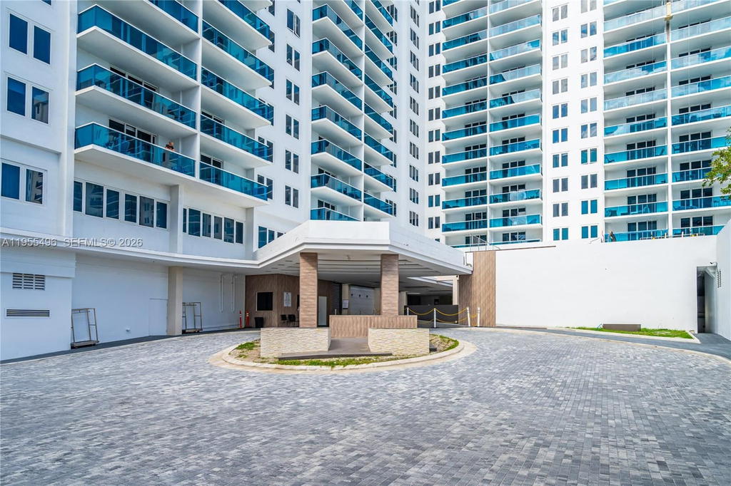 Real estate property located at 2301 Collins Ave #1006, Miami-dade, Roney Palace Condo, Miami Beach, FL