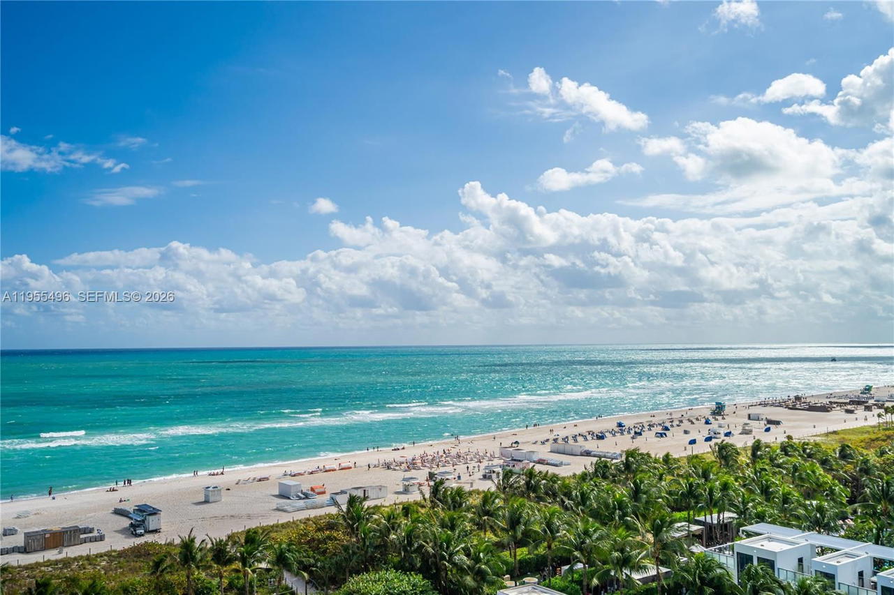 Real estate property located at 2301 Collins Ave #1006, Miami-dade, Roney Palace Condo, Miami Beach, FL