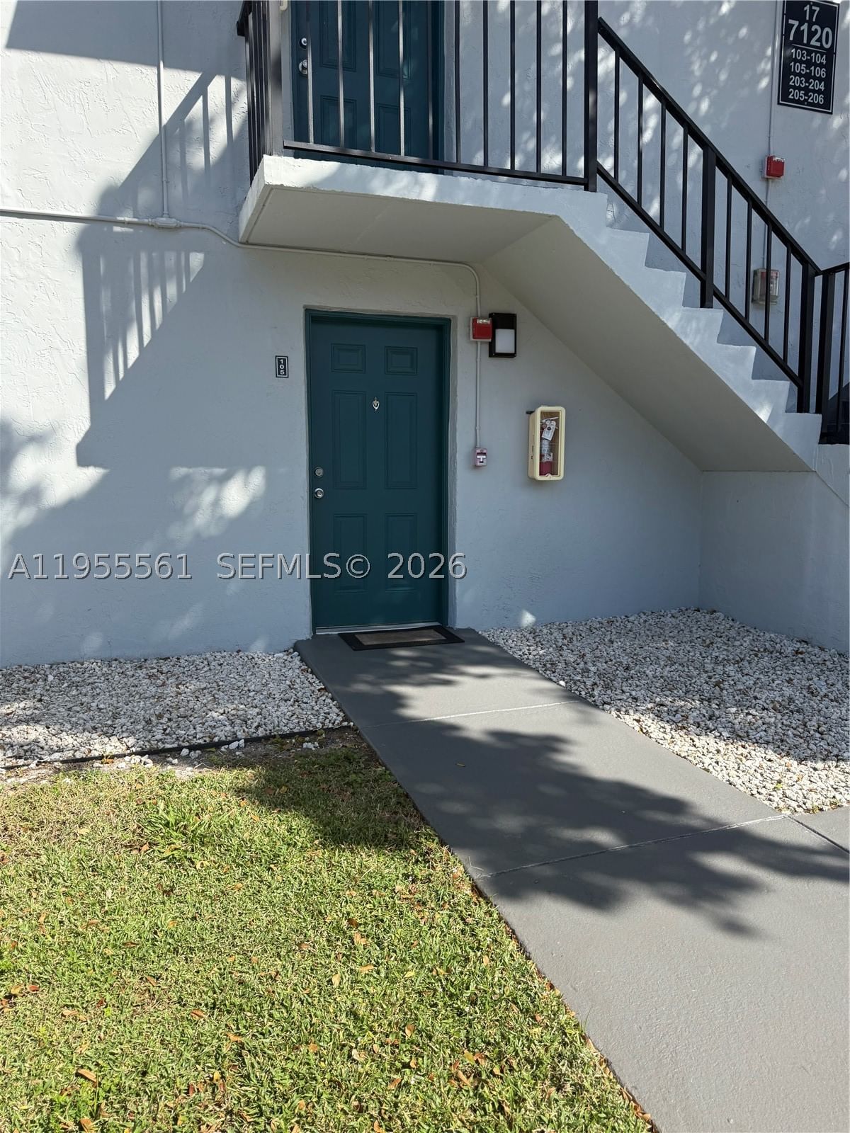Real estate property located at 7120 179th St #105, Miami-dade, Villa Bellini Condo, Hialeah, FL