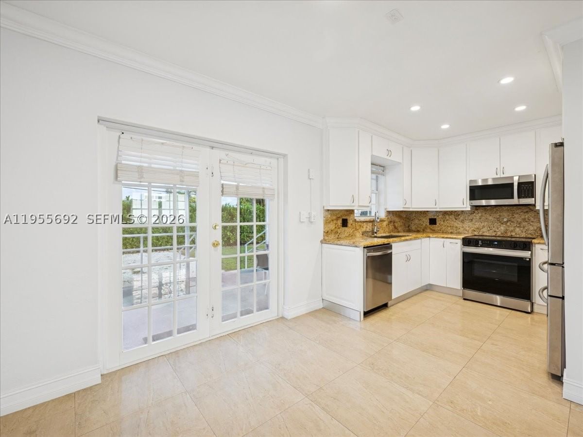 Real estate property located at 6891 26th Ter, Miami-dade, Artbilt Homes, Miami, FL