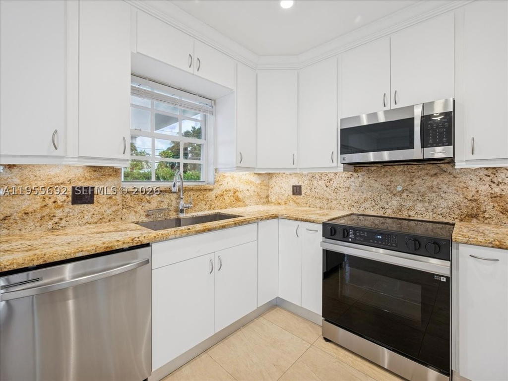 Real estate property located at 6891 26th Ter, Miami-dade, Artbilt Homes, Miami, FL