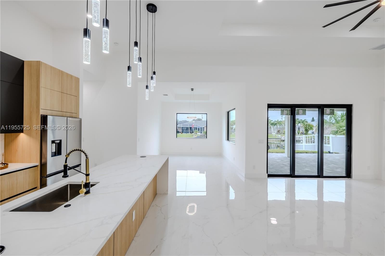 Real estate property located at 920 5TH TER, Lee, Cape Coral, Cape Coral, FL