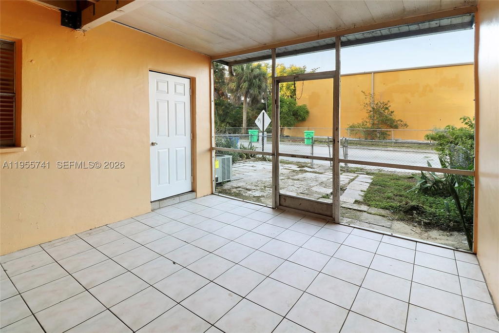 Real estate property located at 5975 25th Ct #213, Broward, Sunrise Towne Preferred 4, Sunrise, FL