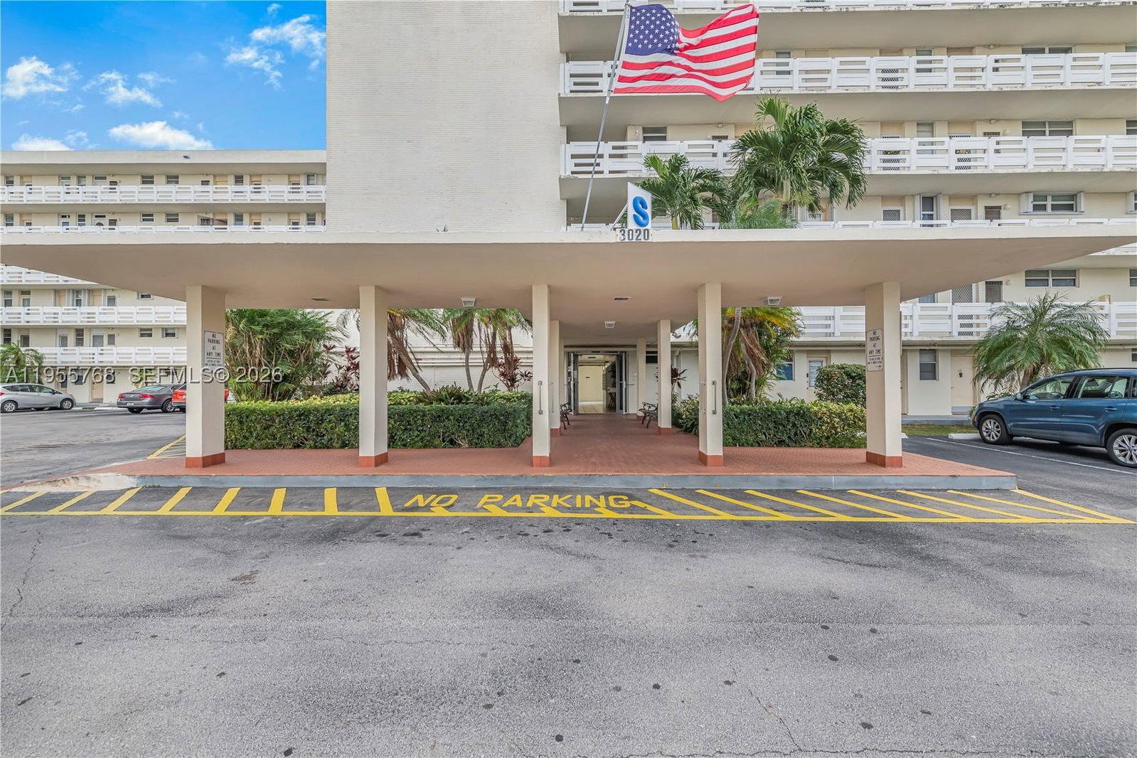 Real estate property located at 3020 Marcos Dr S109, Miami-dade, Point East Sec 4 Condo, Aventura, FL