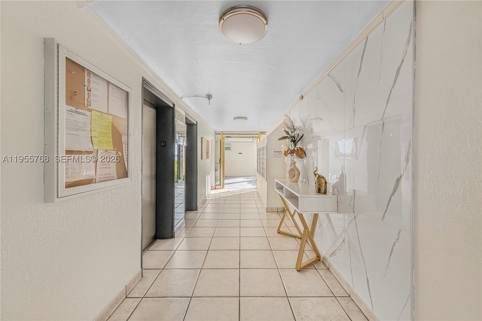 Real estate property located at 3020 Marcos Dr S109, Miami-dade, Point East Sec 4 Condo, Aventura, FL
