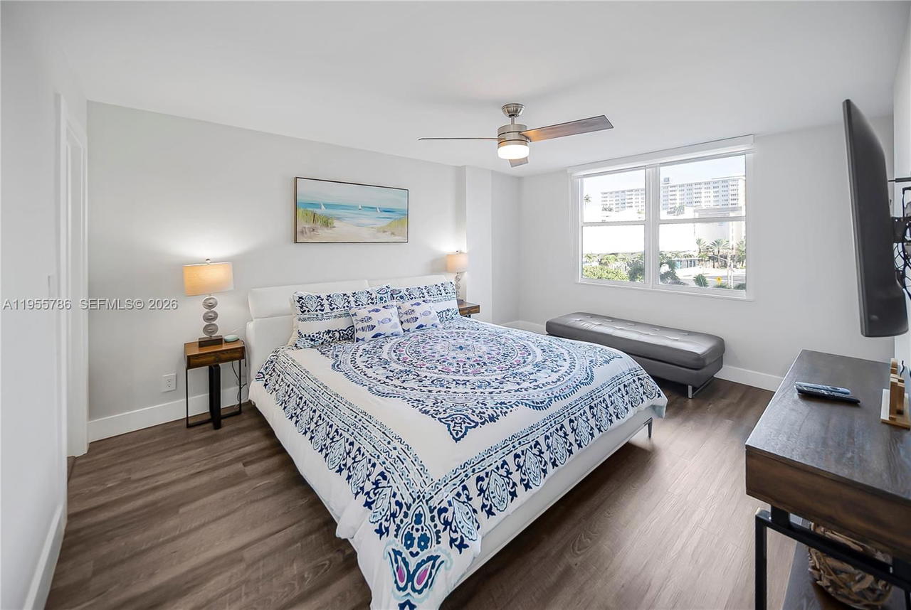 Real estate property located at 301 Ocean Blvd #404, Broward, Nassau House Condominium, Pompano Beach, FL