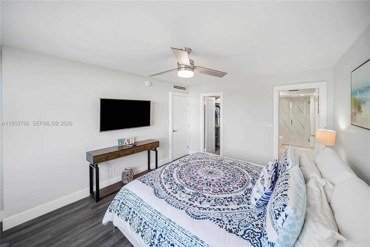 Real estate property located at 301 Ocean Blvd #404, Broward, Nassau House Condominium, Pompano Beach, FL