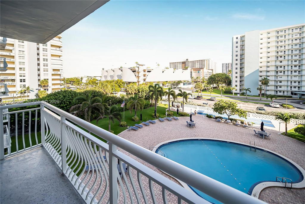 Real estate property located at 301 Ocean Blvd #404, Broward, Nassau House Condominium, Pompano Beach, FL
