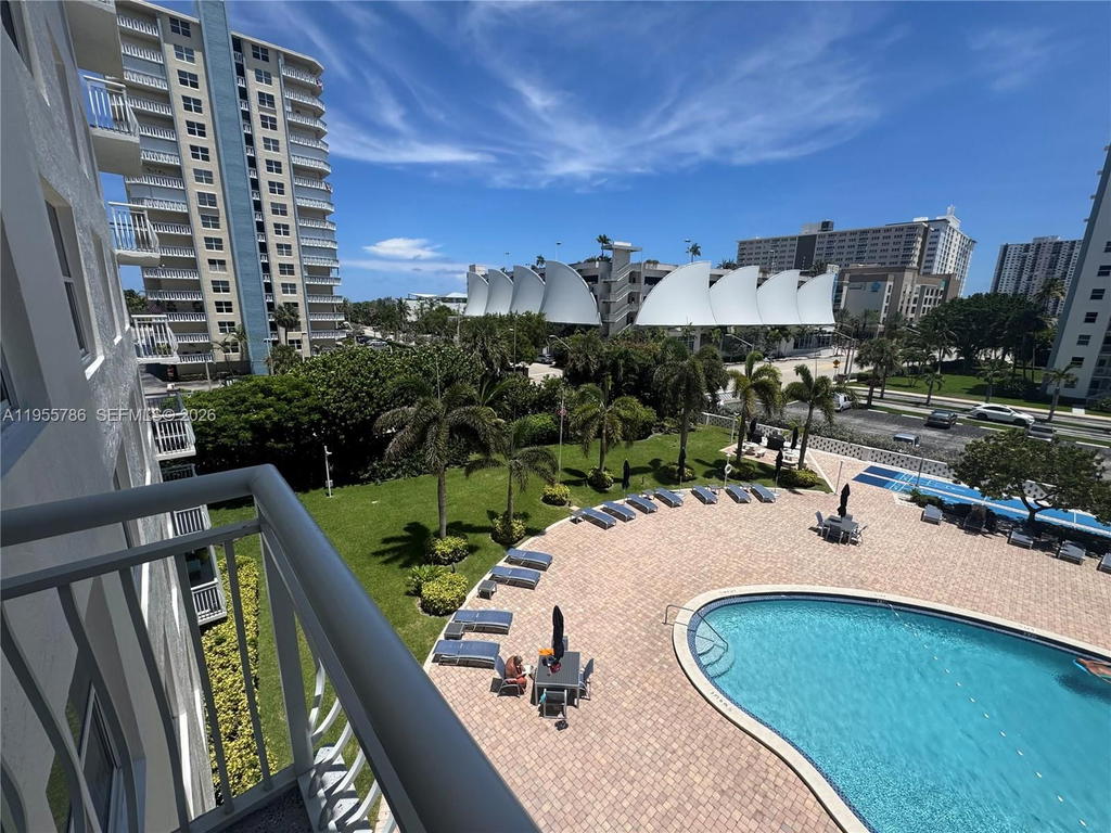 Real estate property located at 301 Ocean Blvd #404, Broward, Nassau House Condominium, Pompano Beach, FL
