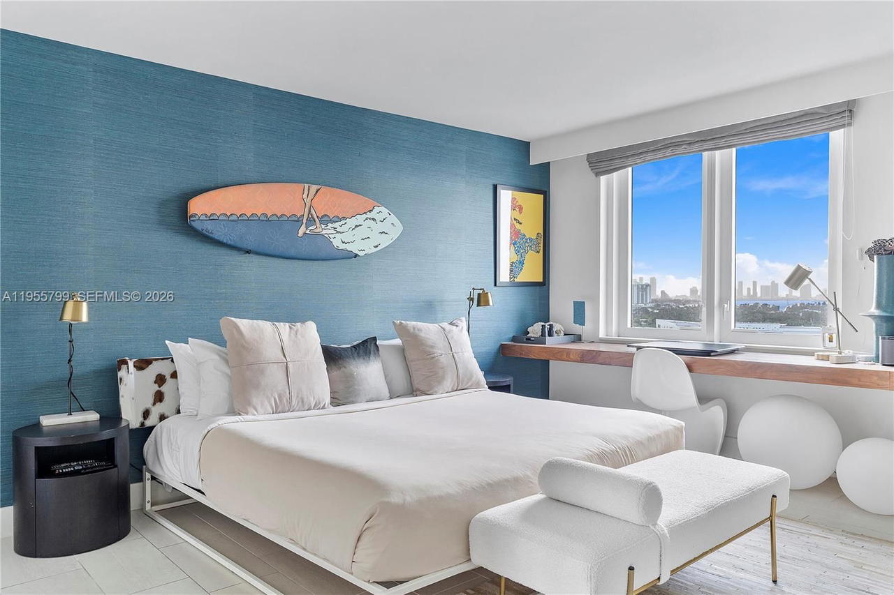 Real estate property located at 102 24th St #1427, Miami-dade, 2399 Collins Avenue, Miami Beach, FL