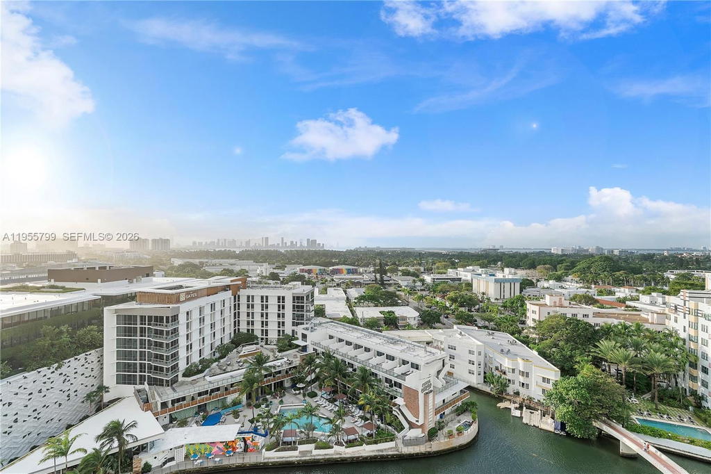 Real estate property located at 102 24th St #1427, Miami-dade, 2399 Collins Avenue, Miami Beach, FL