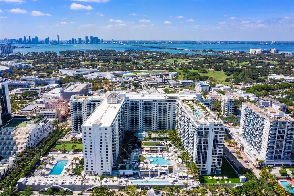 Real estate property located at 102 24th St #1427, Miami-dade, 2399 Collins Avenue, Miami Beach, FL