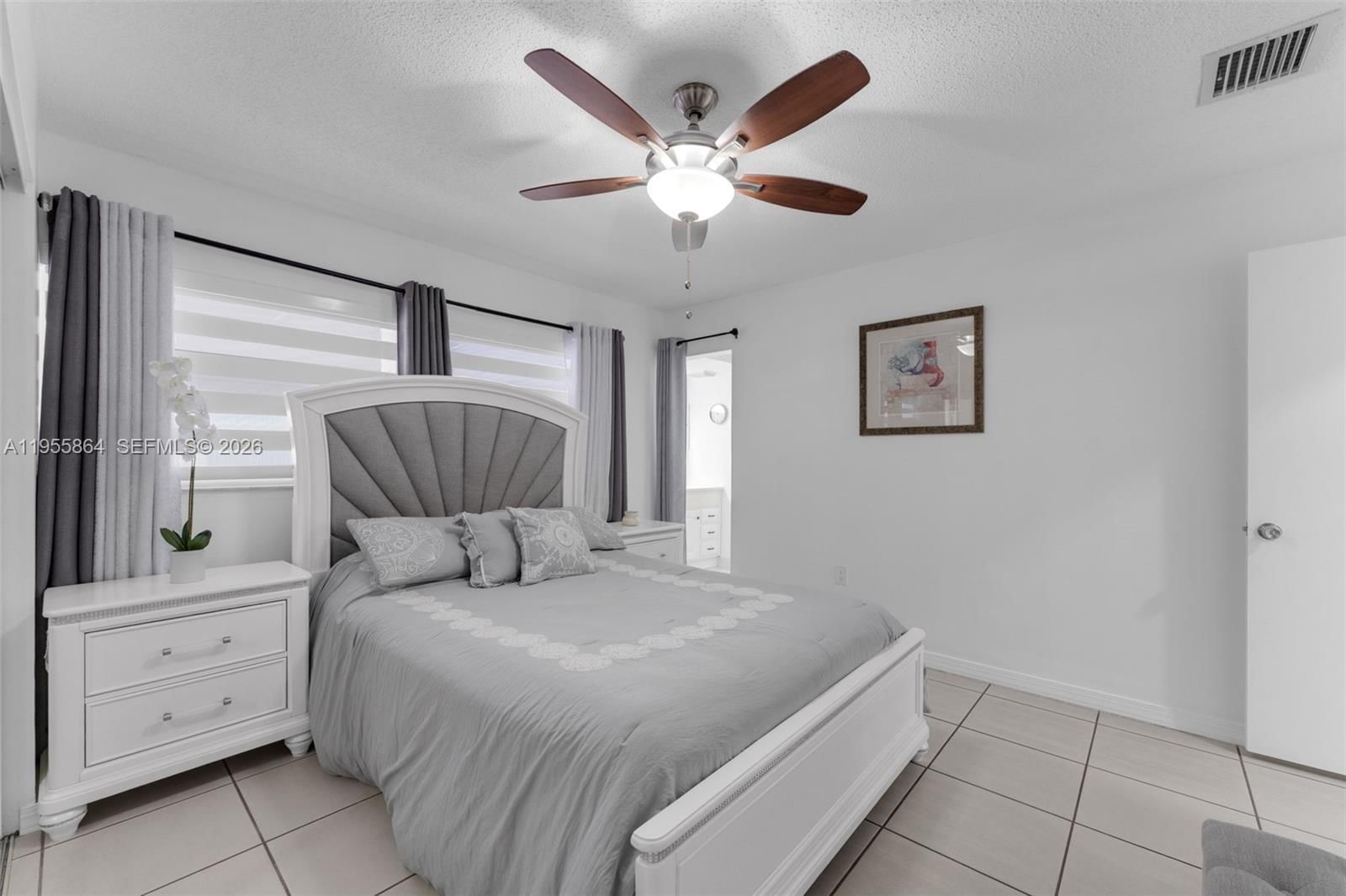 Real estate property located at 4321 138th Ct, Miami-dade, Bent Tree Sec 3, Miami, FL