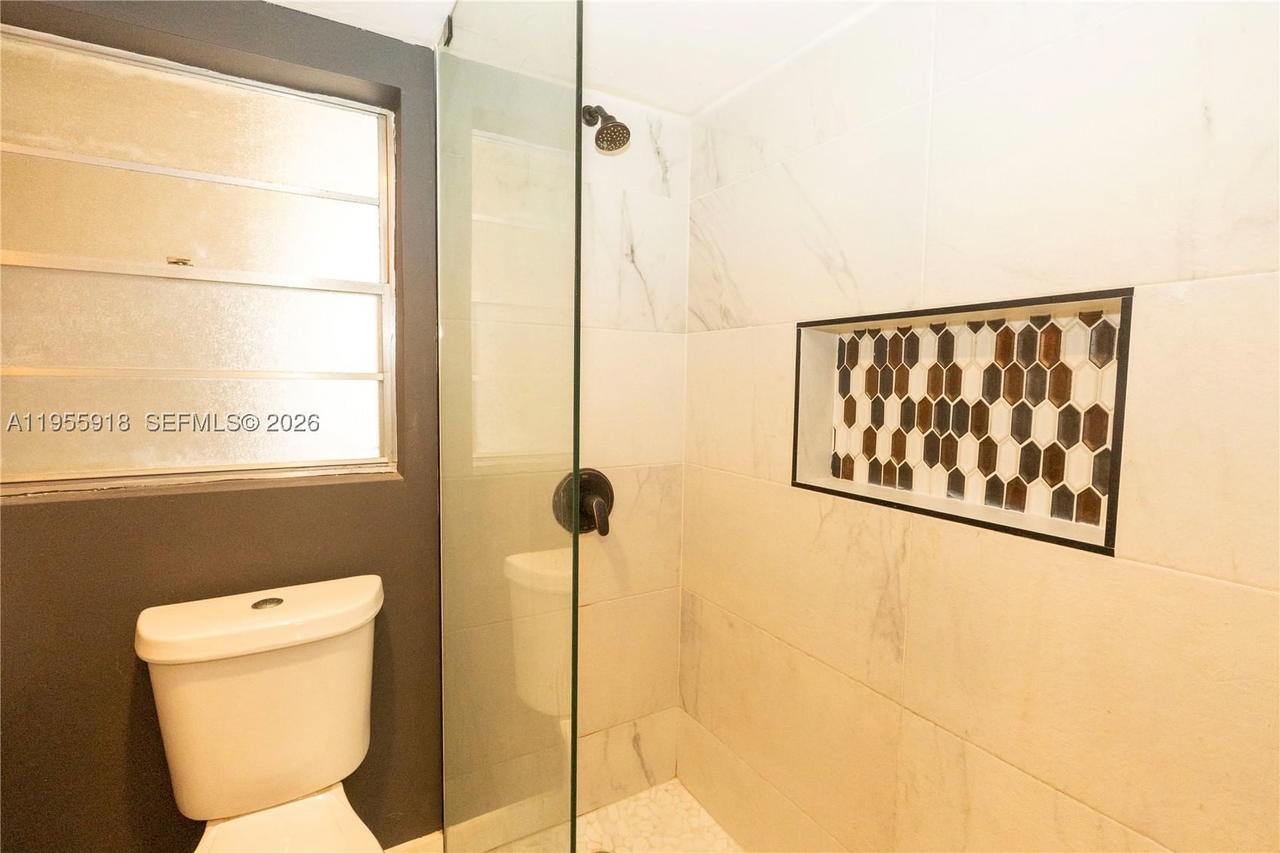 Real estate property located at 7743 86th St D-227, Miami-dade, Kings Creek So Condo, Miami, FL