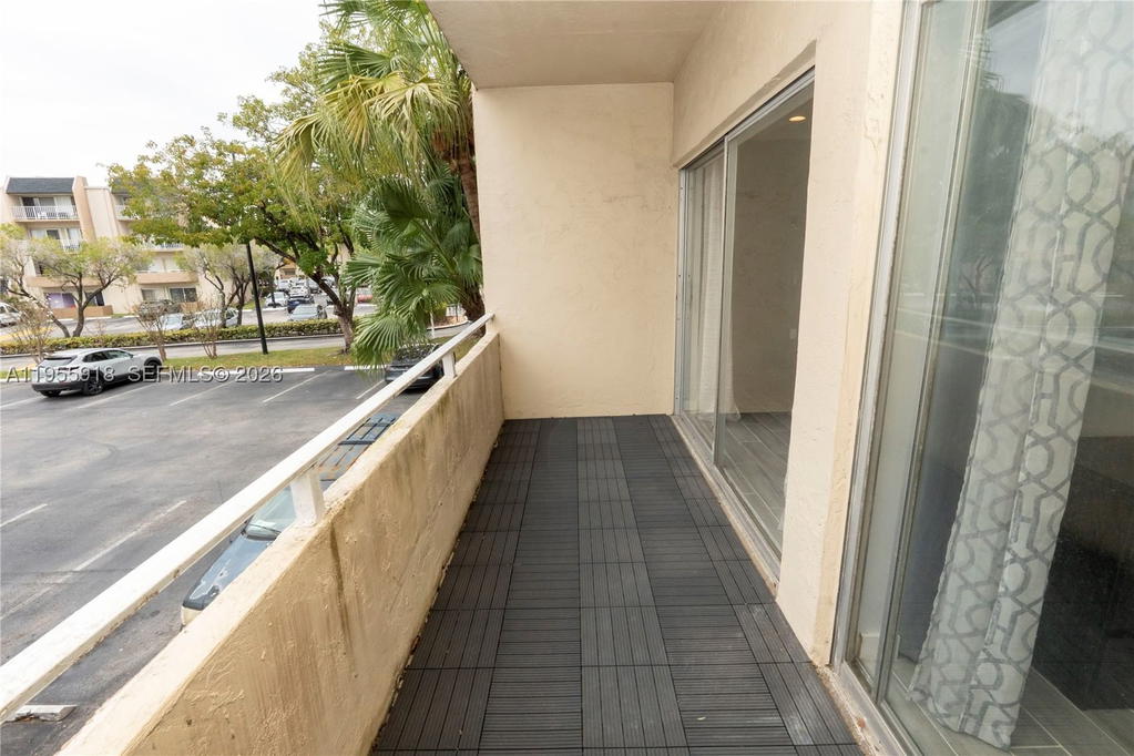 Real estate property located at 7743 86th St D-227, Miami-dade, Kings Creek So Condo, Miami, FL