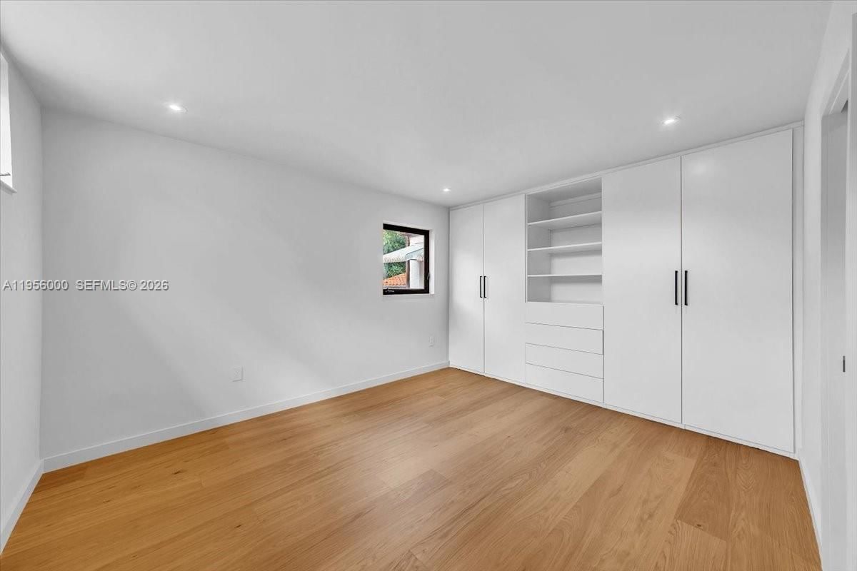 Real estate property located at 806 Medina Ave, Miami-dade, Coral Gables Granada Sec, Coral Gables, FL