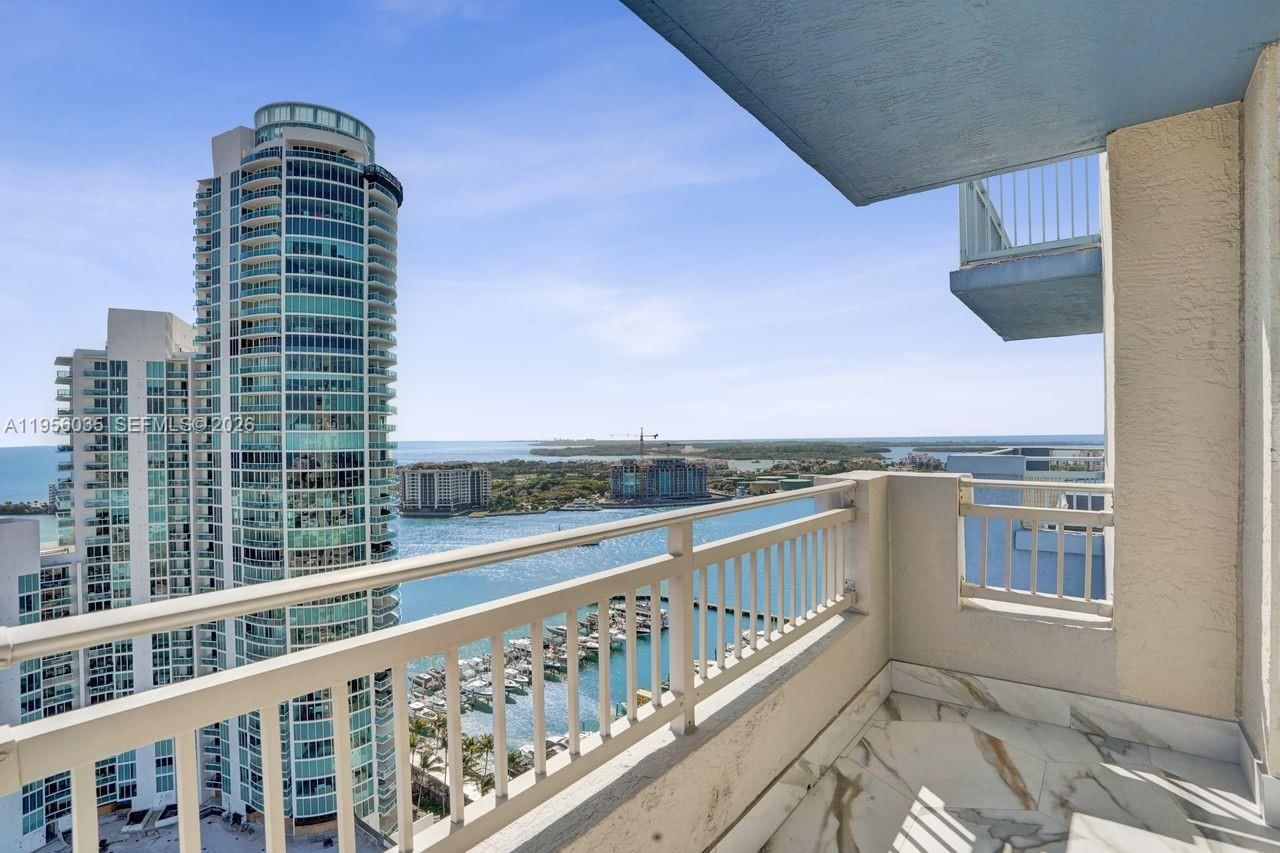 Real estate property located at 90 Alton Rd #2701, Miami-dade, Yacht Club At Portofino C, Miami Beach, FL