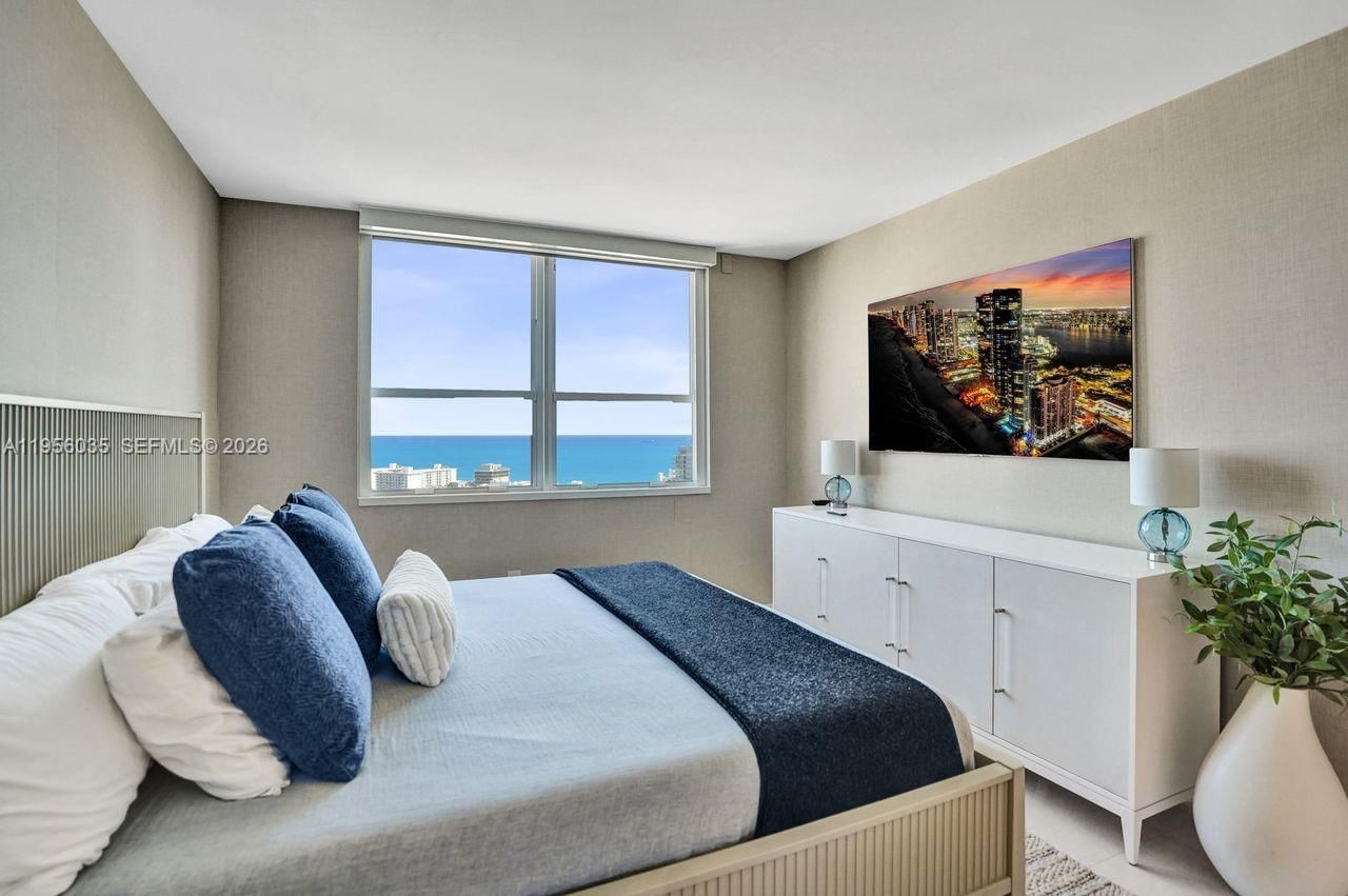 Real estate property located at 90 Alton Rd #2701, Miami-dade, Yacht Club At Portofino C, Miami Beach, FL