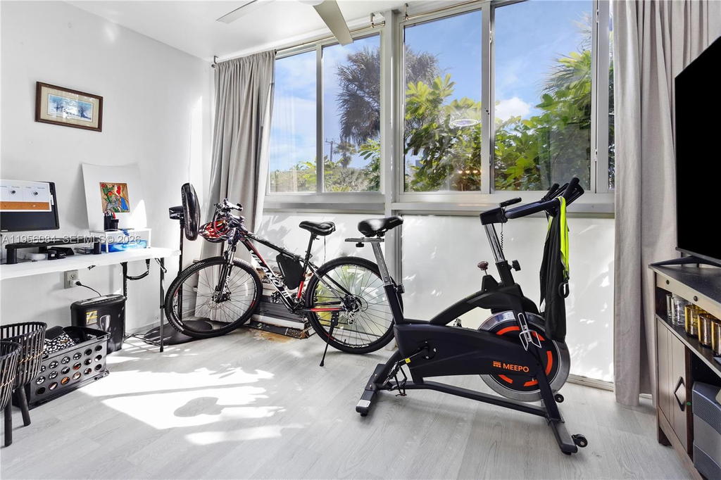 Real estate property located at 5935 Del Lago Cir #209, Broward, Water Bridge 5 Condo, Sunrise, FL