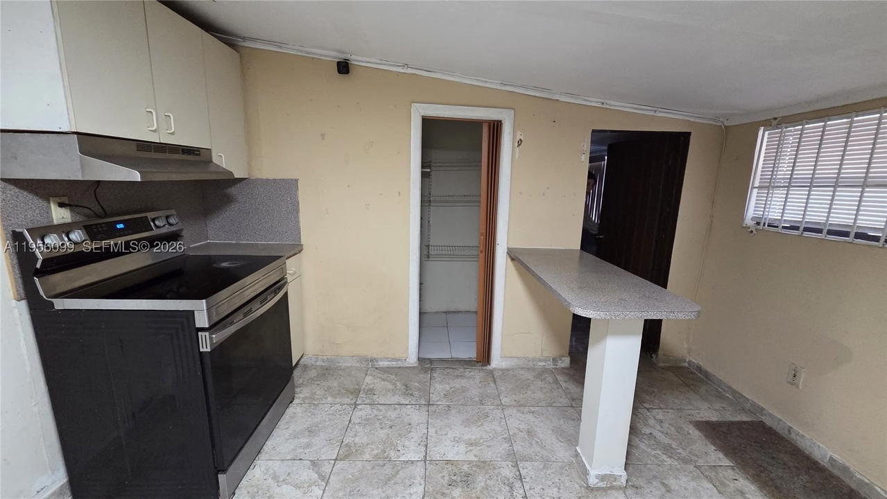 Real estate property located at 2764 31st St, Miami-dade, Melrose Heights 3rd Addn, Miami, FL