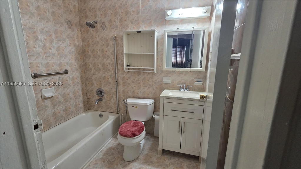 Real estate property located at 2764 31st St, Miami-dade, Melrose Heights 3rd Addn, Miami, FL
