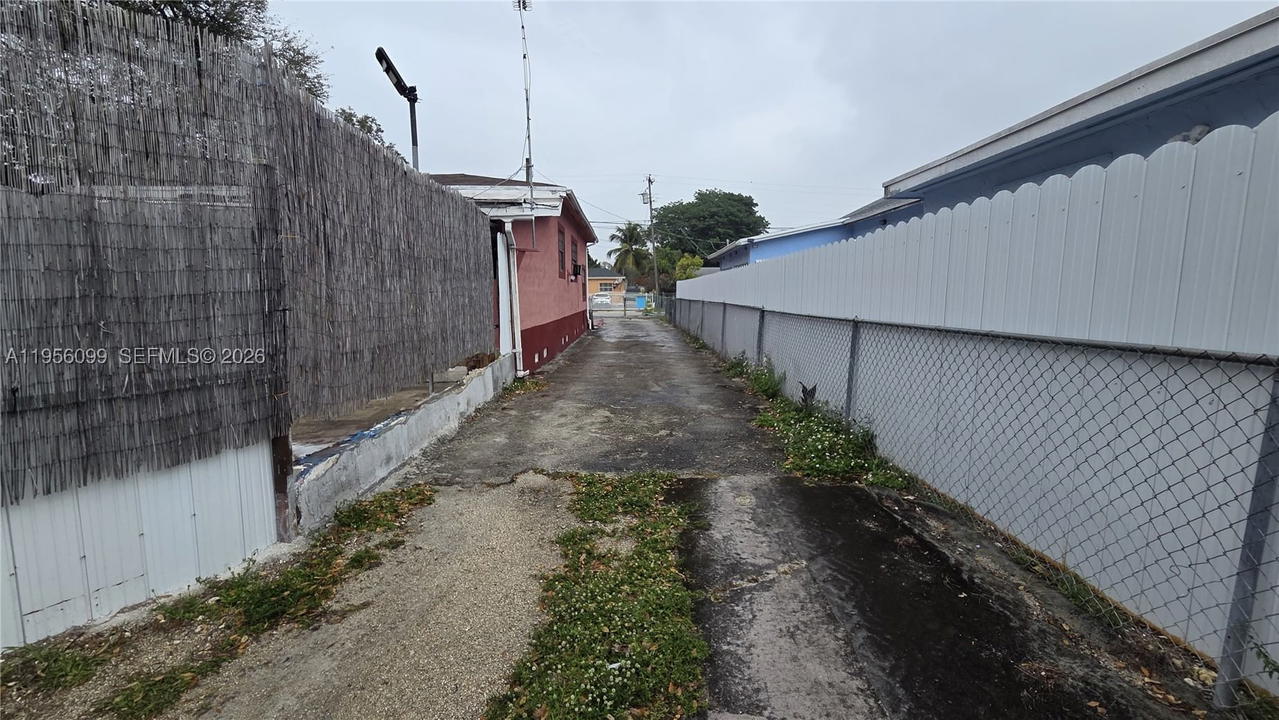 Real estate property located at 2764 31st St, Miami-dade, Melrose Heights 3rd Addn, Miami, FL