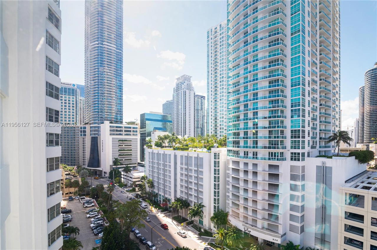 Real estate property located at 825 Brickell Bay Dr #1448, Miami-dade, Four Ambassadors Condo Ph, Miami, FL
