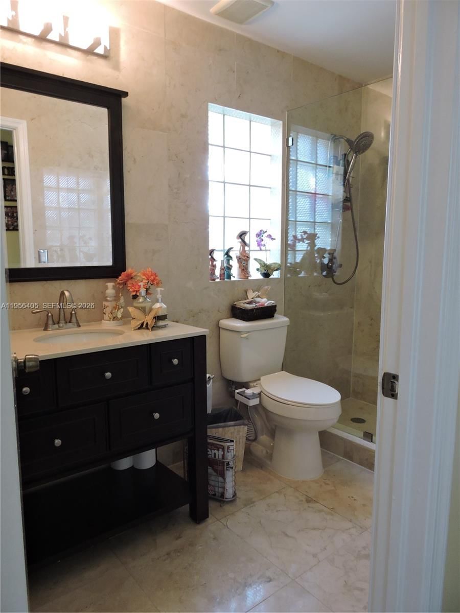 Real estate property located at 10575 12th Mnr, Broward, Landings, Pembroke Pines, FL