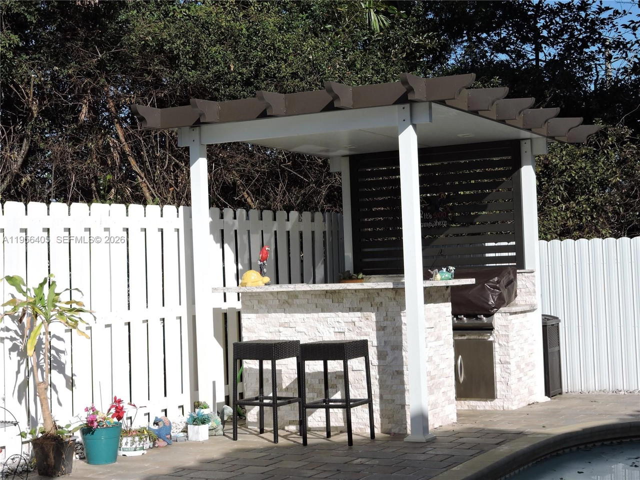 Real estate property located at 10575 12th Mnr, Broward, Landings, Pembroke Pines, FL