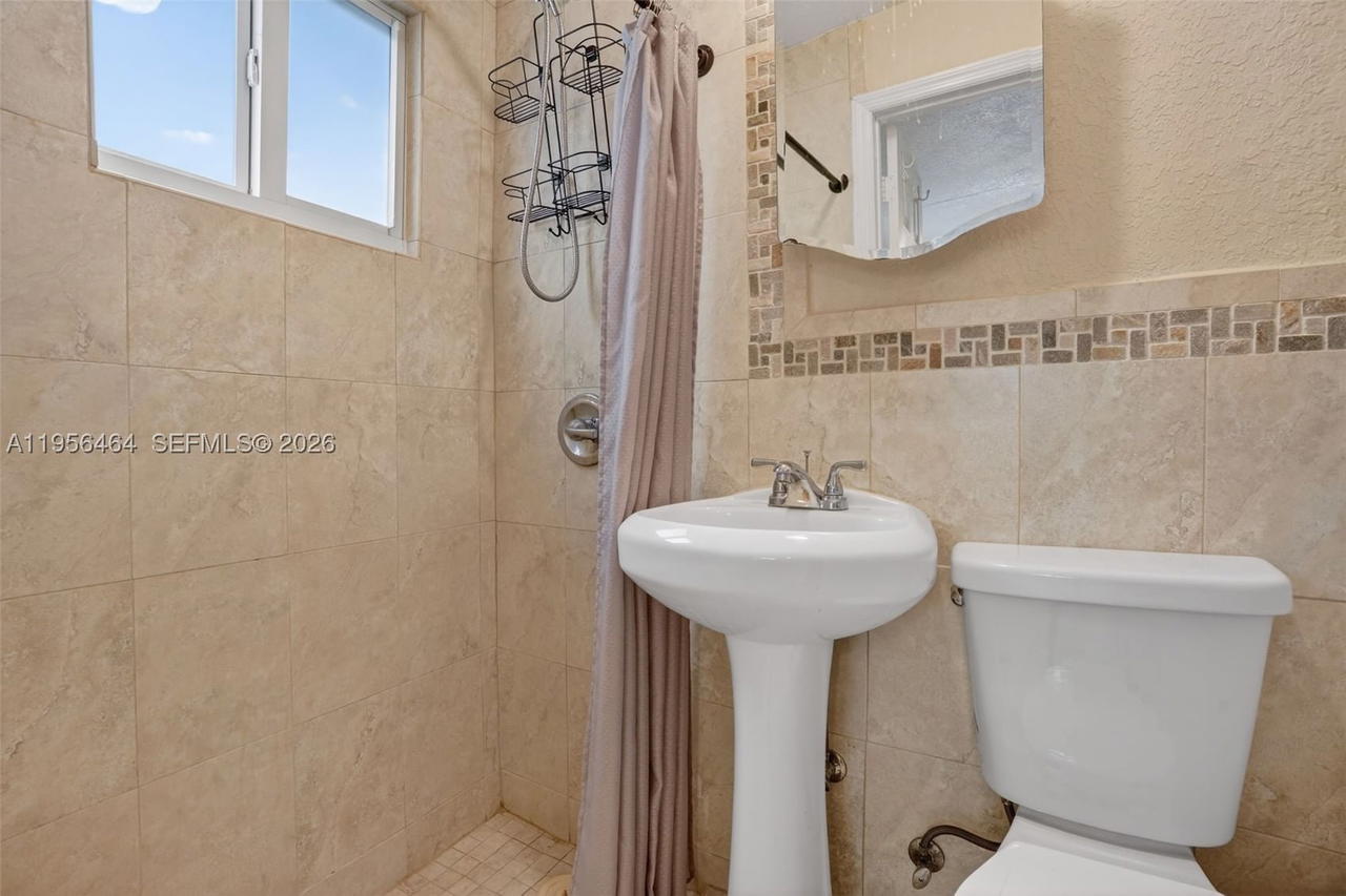 Real estate property located at 2455 11th St #7-A, Miami-dade, Twin Homes Village Ii Con, Miami, FL