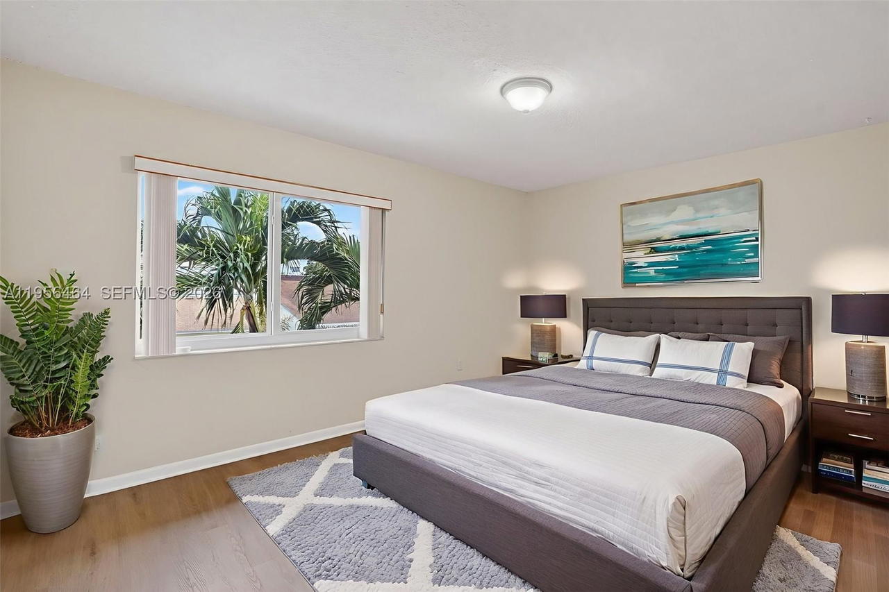 Real estate property located at 2455 11th St #7-A, Miami-dade, Twin Homes Village Ii Con, Miami, FL