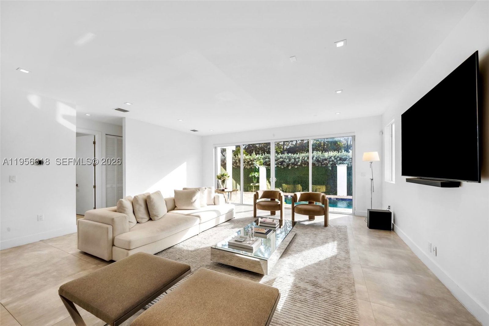 Real estate property located at 7541 97th Ct, Miami-dade, Doral Commons Residential, Doral, FL