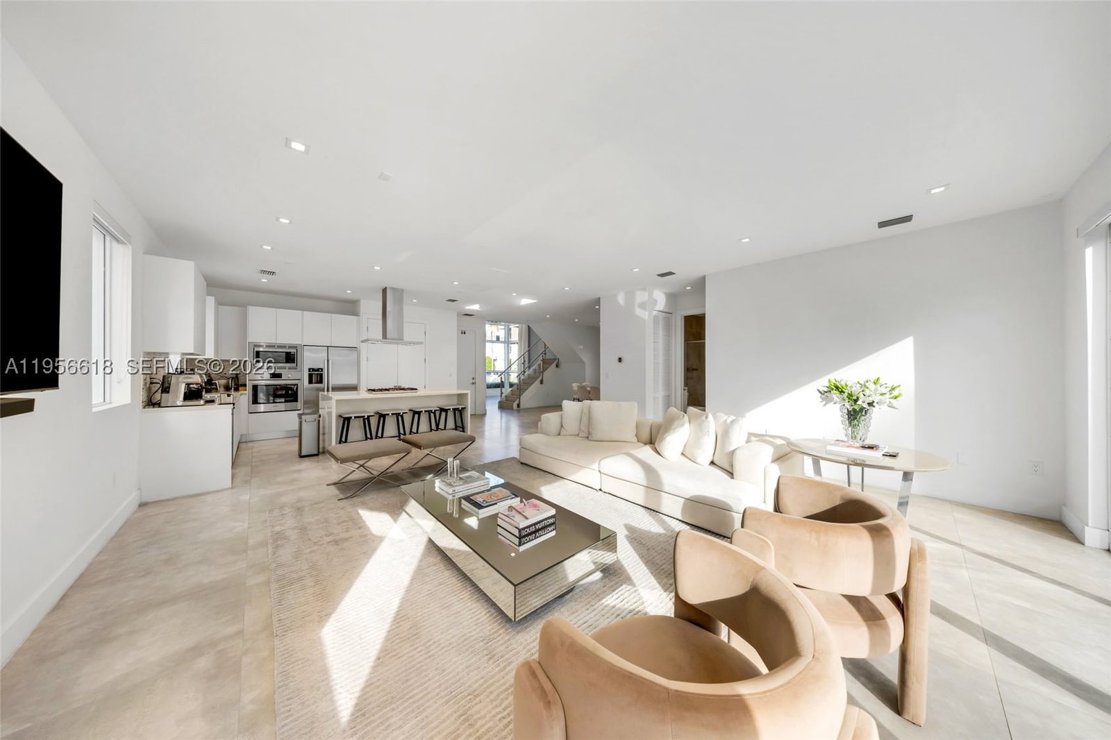Real estate property located at 7541 97th Ct, Miami-dade, Doral Commons Residential, Doral, FL