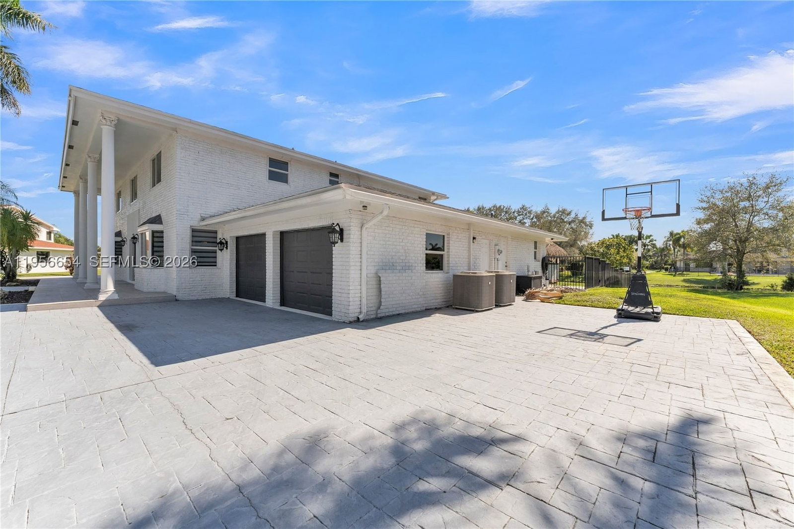 Real estate property located at 11824 43rd Ct, Broward, Laurel Oaks East, Davie, FL