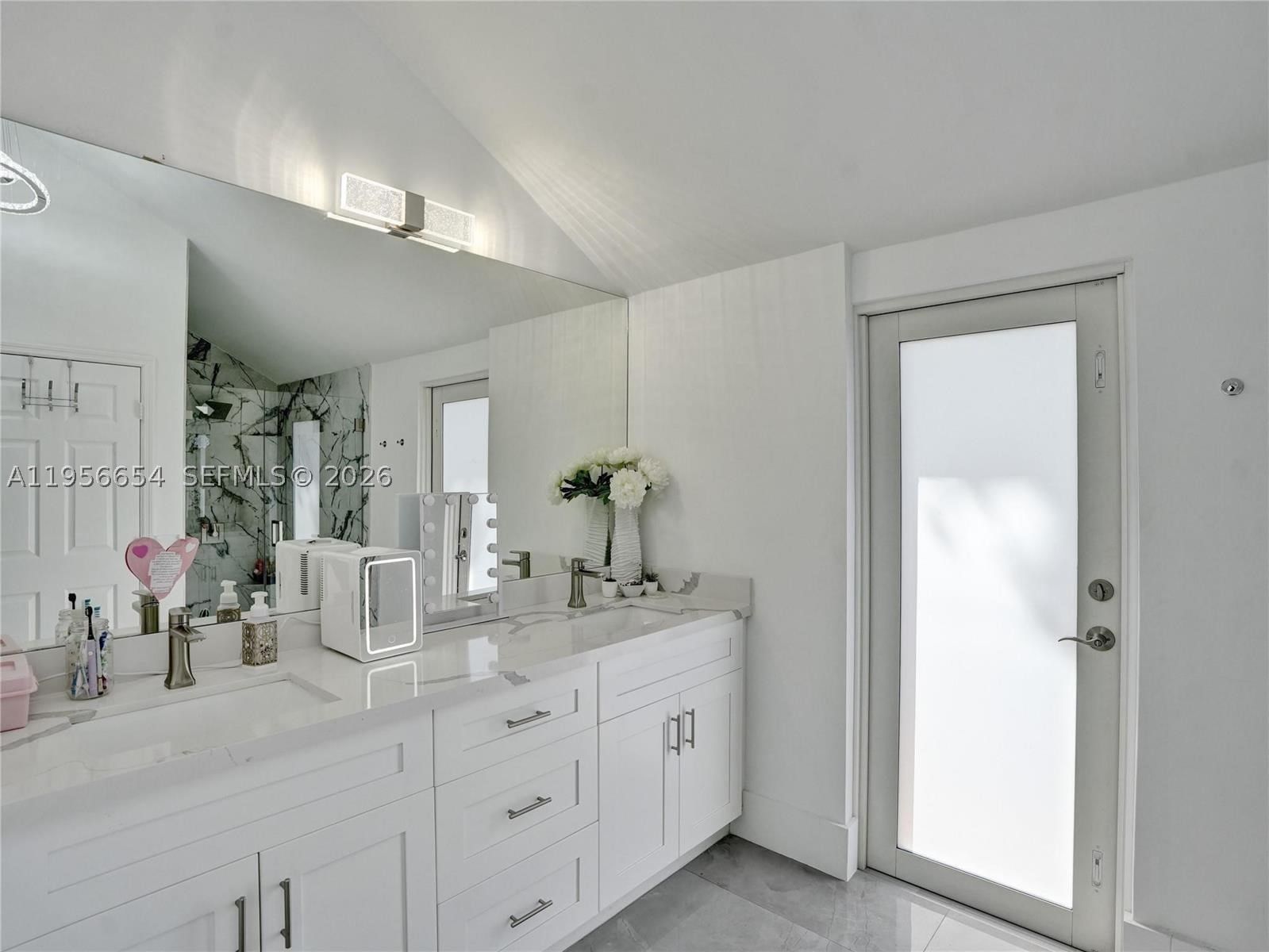 Real estate property located at 11824 43rd Ct, Broward, Laurel Oaks East, Davie, FL