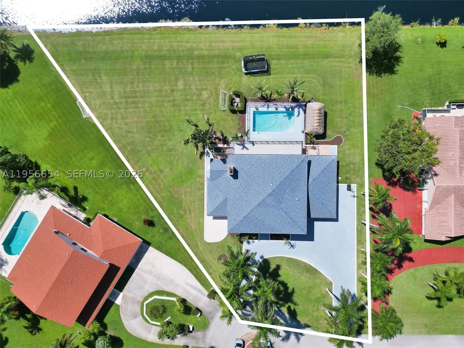 Real estate property located at 11824 43rd Ct, Broward, Laurel Oaks East, Davie, FL