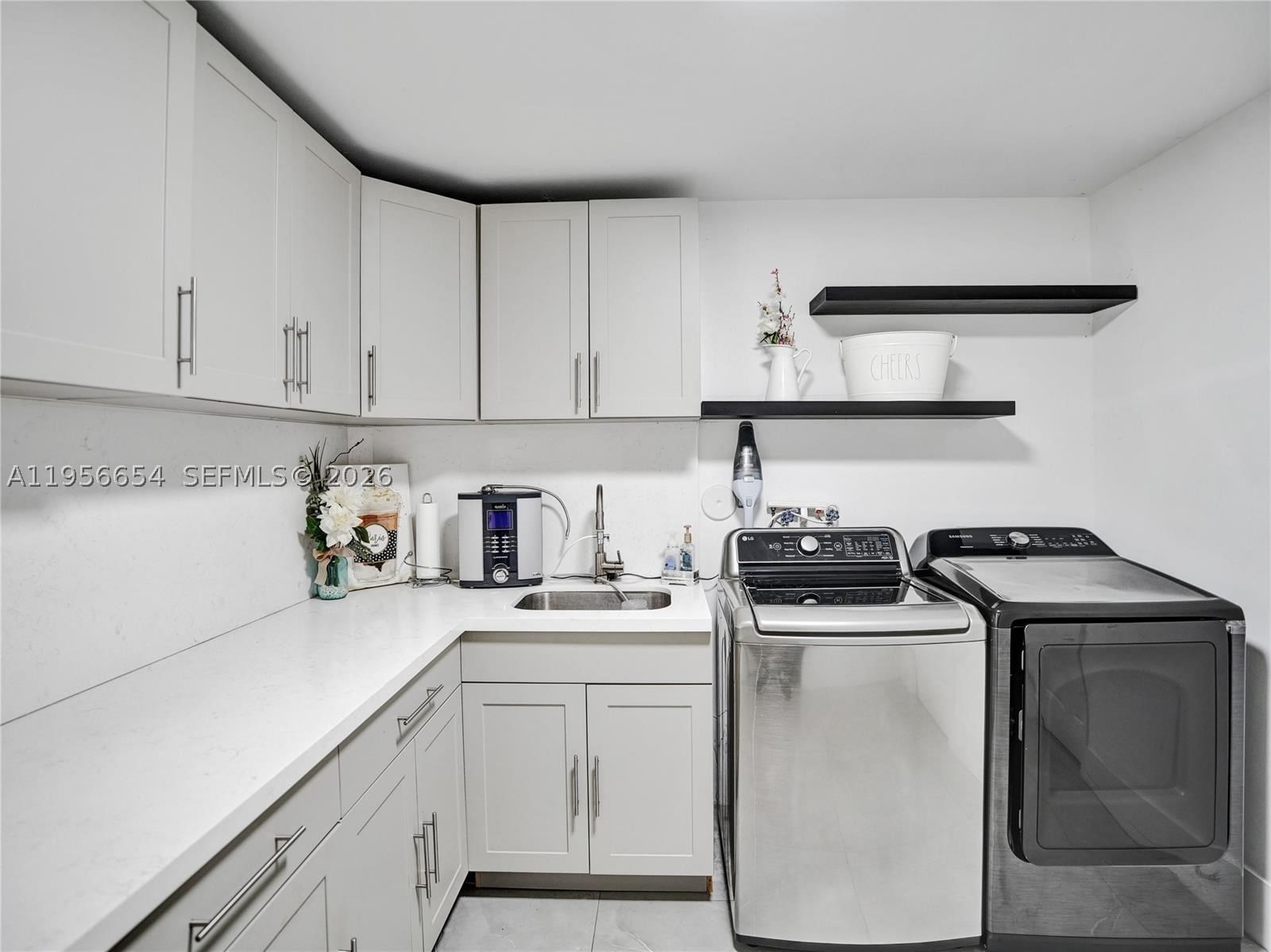 Real estate property located at 11824 43rd Ct, Broward, Laurel Oaks East, Davie, FL