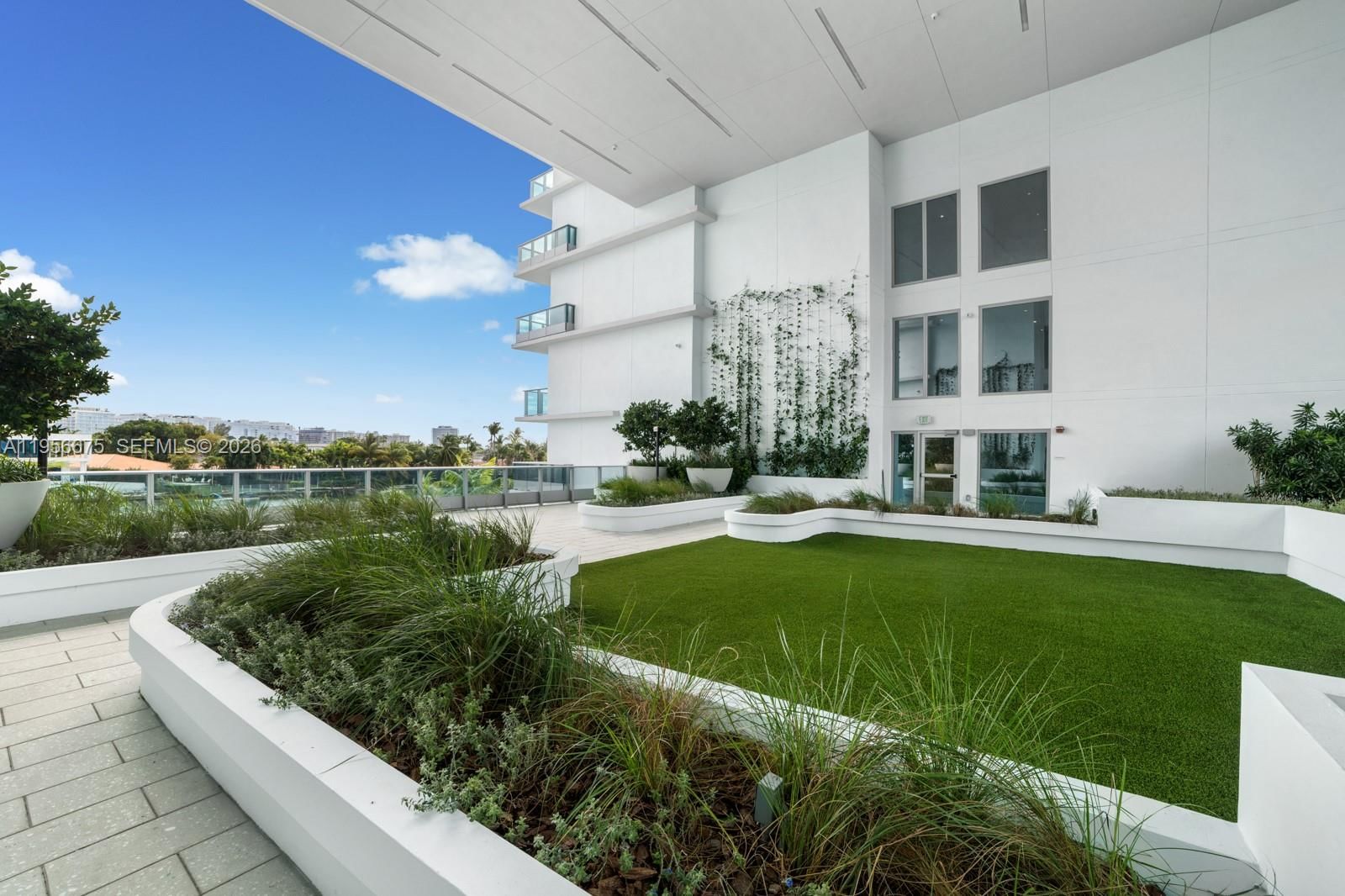 Real estate property located at 9221 Bay Harbor Drive #412, Miami-dade, Bay Harbor Islands, Bay Harbor Islands, FL