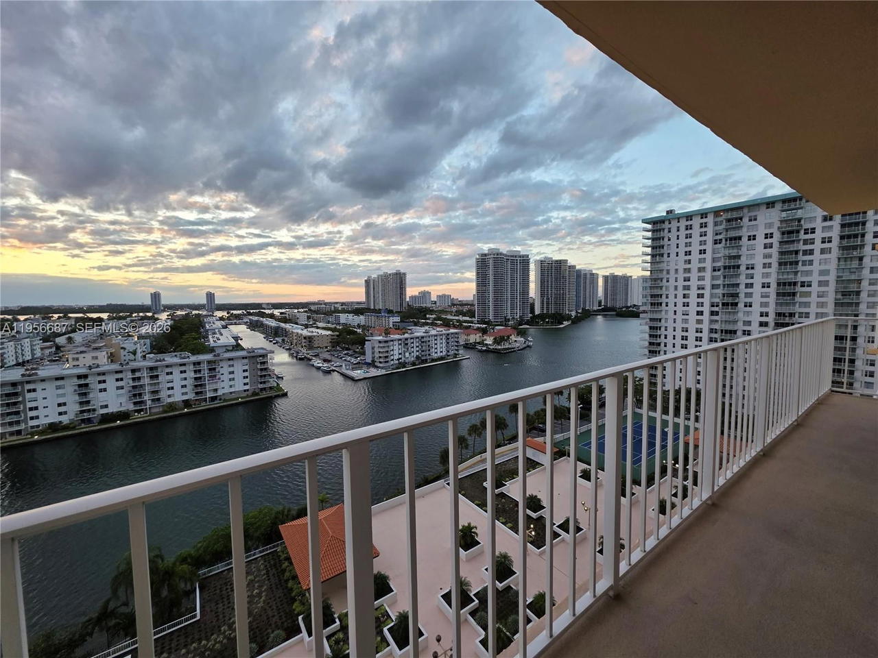 Real estate property located at 290 174th St #1503, Miami-dade, Winston Towers 700 Condo, Sunny Isles Beach, FL
