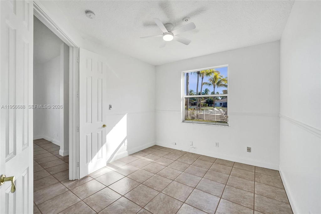 Real estate property located at 14621 35th St, Broward, Windsor Palms, Miramar, FL