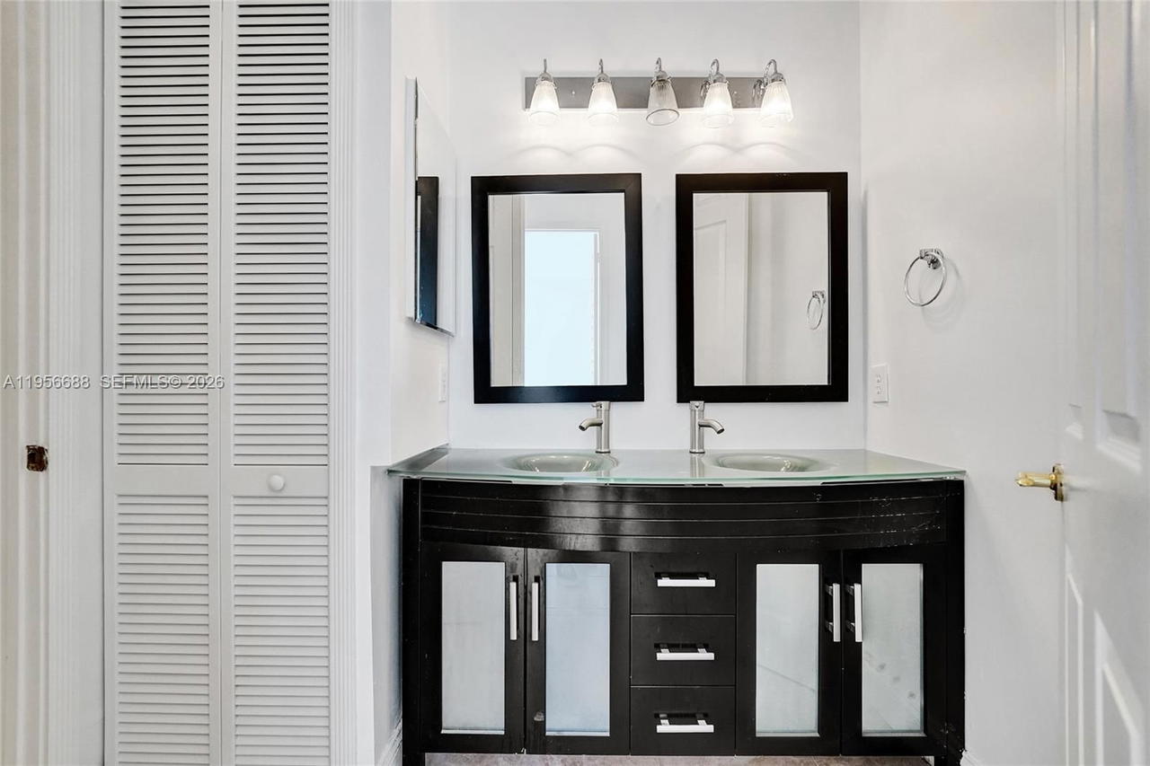 Real estate property located at 14621 35th St, Broward, Windsor Palms, Miramar, FL